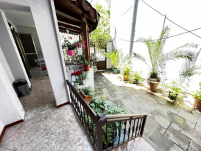 Grand Veranda Apartment